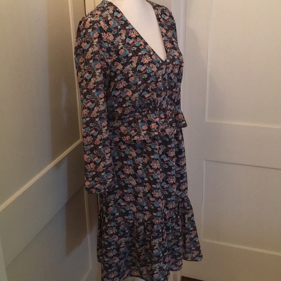 ⭐️NEW⭐️J Crew Floral Dress with Ruffle - Picture 6 of 7